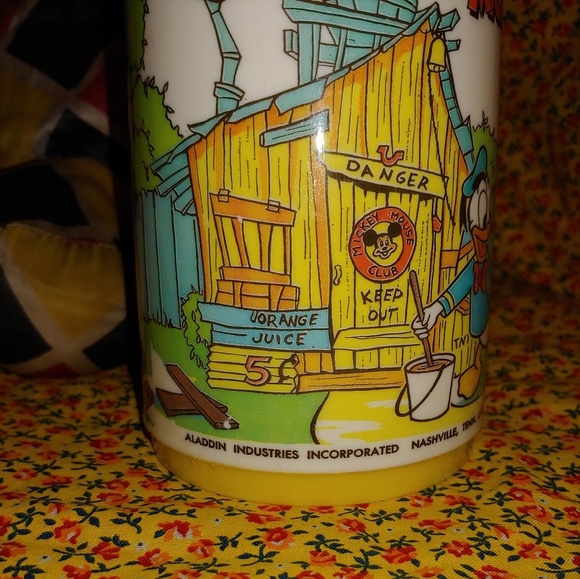 ❎SOLD❎ 1976 Disney Mickey Mouse Club Thermos - Picture 2 of 8